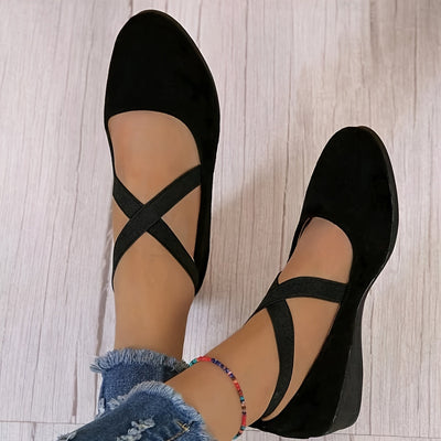 Women’s Crisscross Flats Round Toe