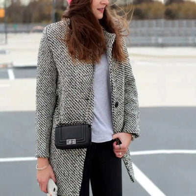 Women's Houndstooth Mid-Length Collared Button Coat