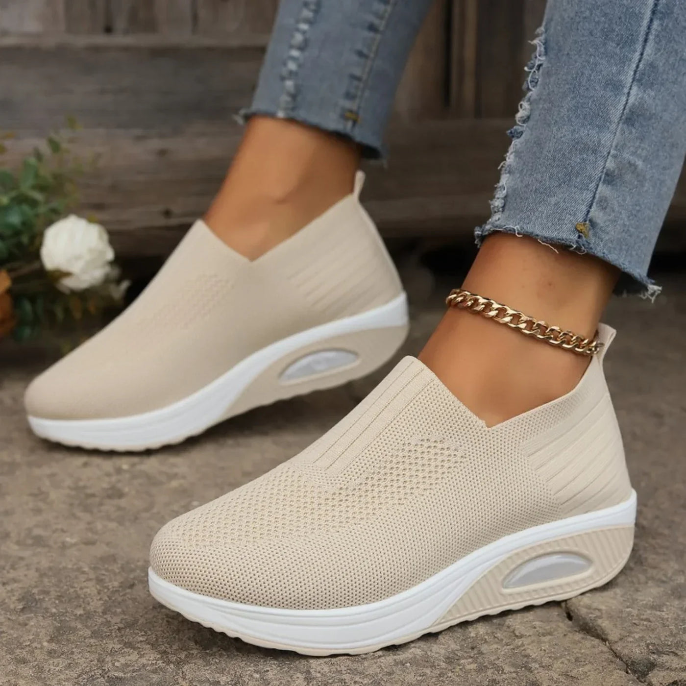 Women's Slip On Thick Sole Walking Mesh Shoes
