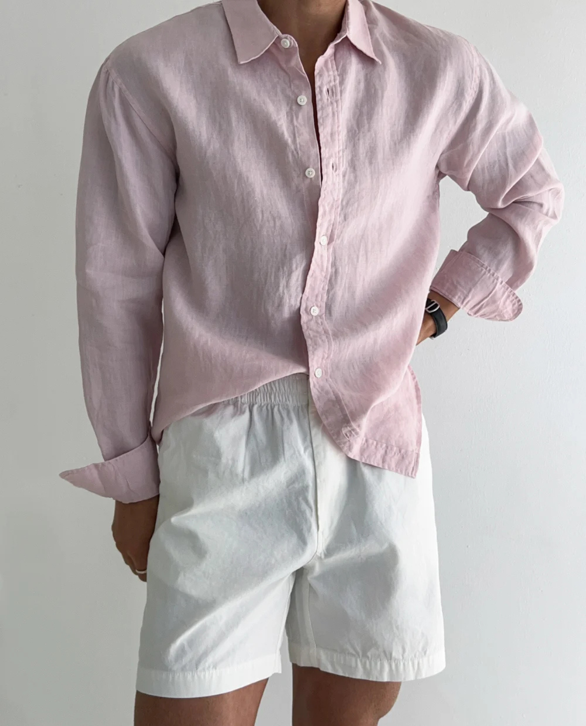 Men’s Long-Sleeve Shirt with button-up front and collar