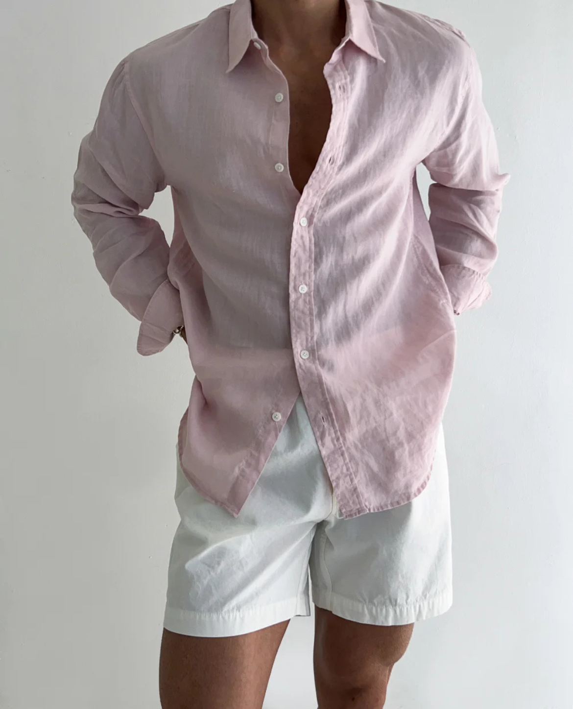 Men’s Long-Sleeve Shirt with button-up front and collar