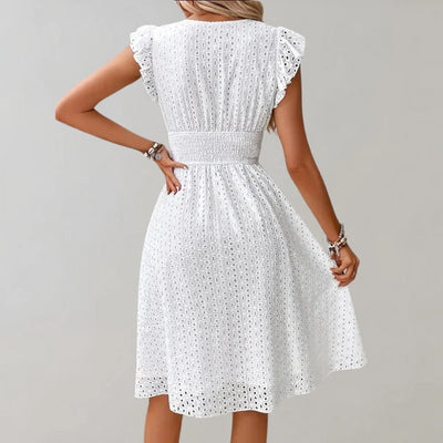 Alma - Short White Dress Ideal for Summer