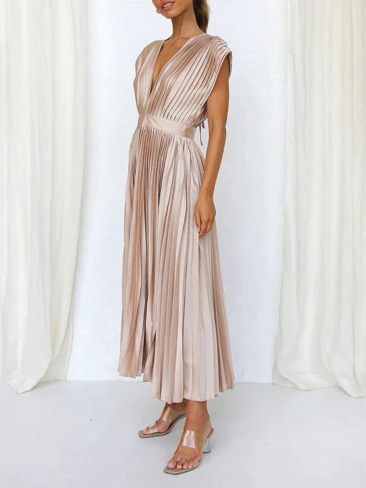 Women's Pleated V-Neck Cap Sleeve Maxi Dress