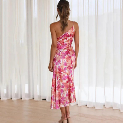 Caitlin - Chic One-Shoulder Dress