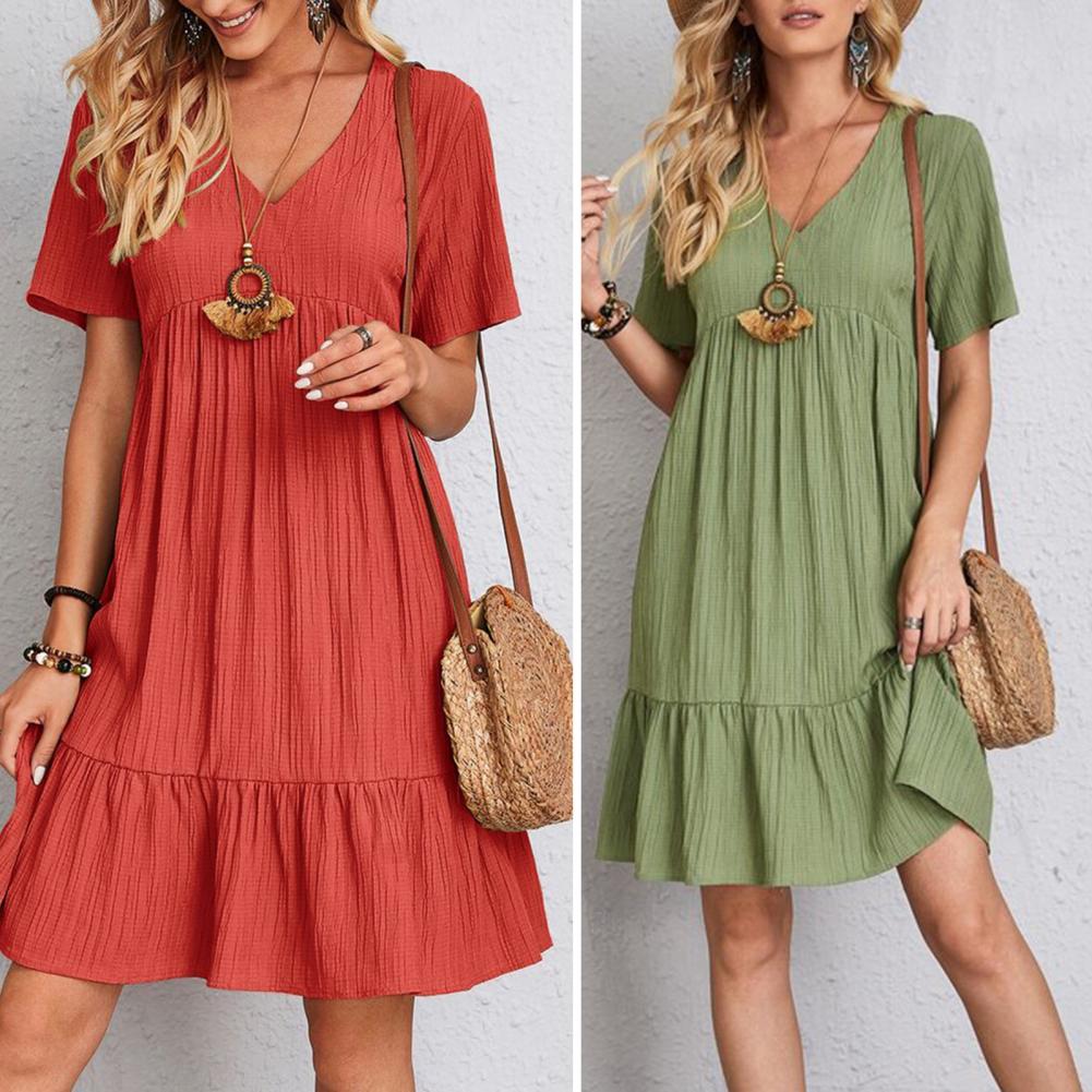 Jacinta – Tummy-Control Retro V-Neck Dress