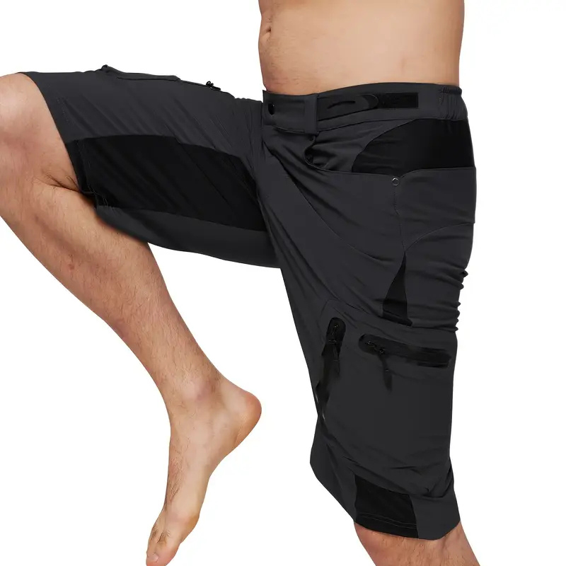 Men’s Outdoor Shorts with Adjustable Waistband and Zippered Pockets