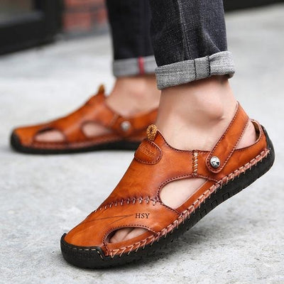 Men’s Sandals with Adjustable Strap Design