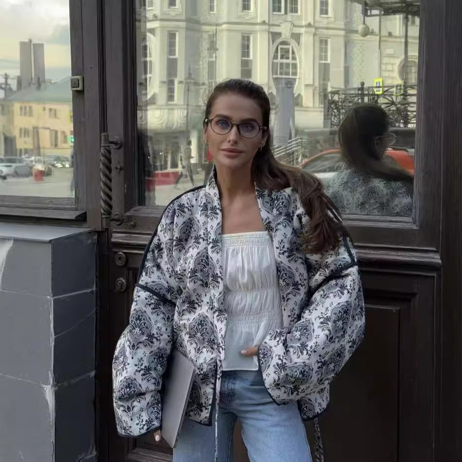 Lisanne – Baroque-Inspired Statement Puffer