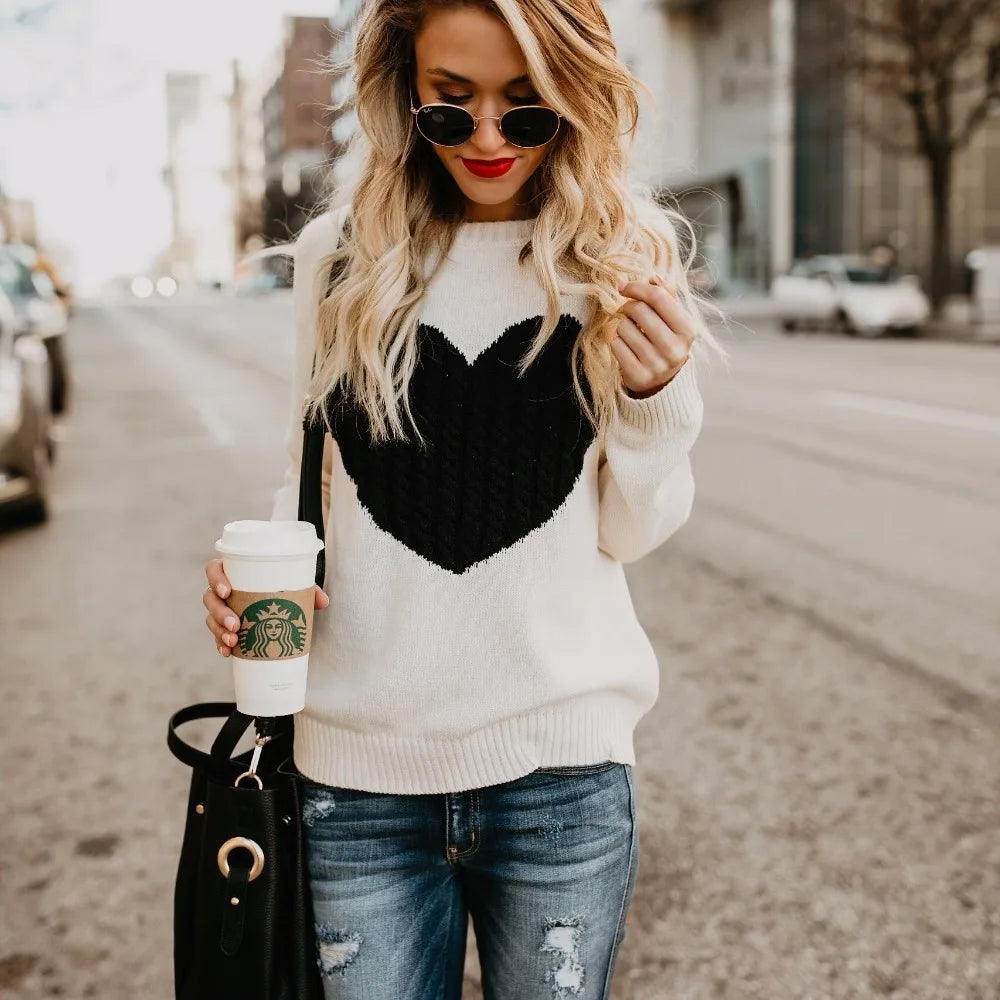 Valentina I Black Heart Pullover