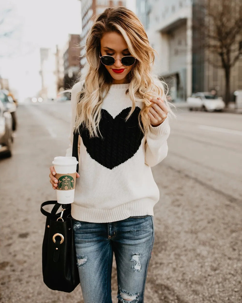 Valentina I Black Heart Pullover
