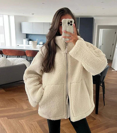 Women's Full Sleeves Lapel Collared Warm Winter Zip Jacket