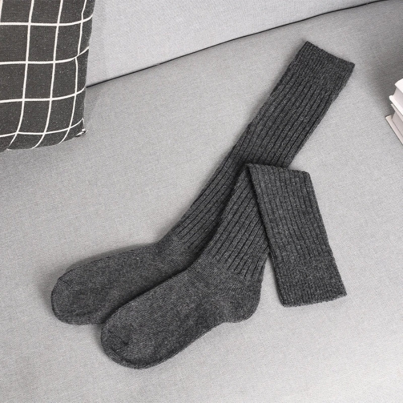 Women’s Ribbed Crew Socks in Neutral Colors