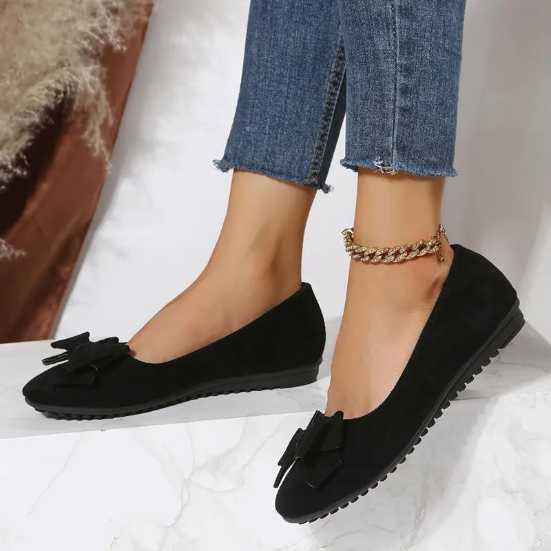 Women's Flat Shoes with Rounded Toe