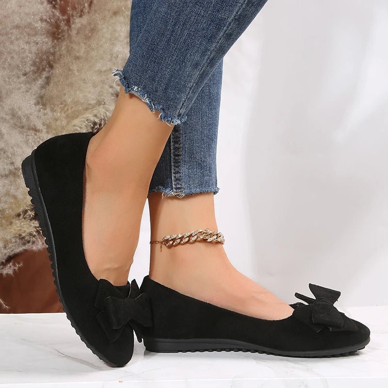 Women's Flat Shoes with Rounded Toe