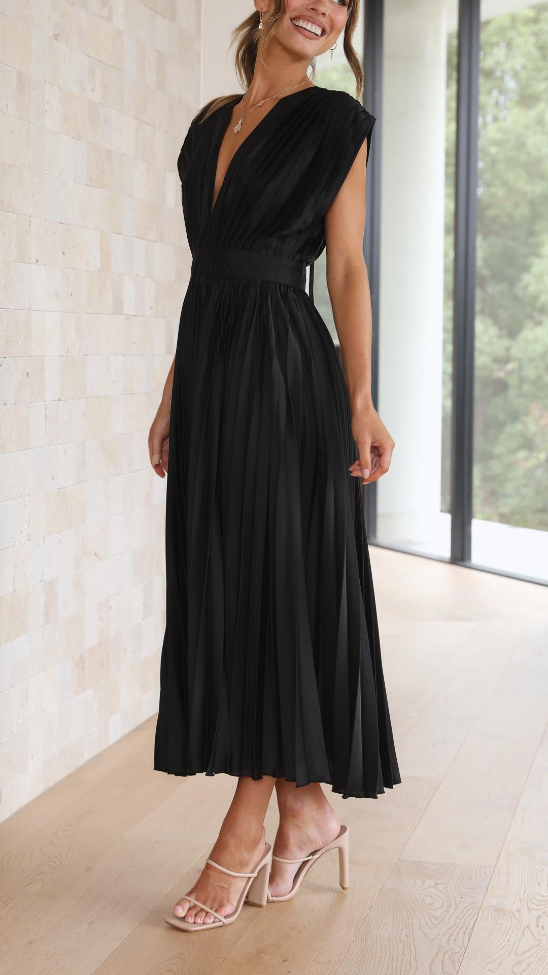 Women's V-Neck Pleated A-line Evening Party Dress with Cap Sleeves