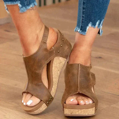 Women’s Wedge Sandals with Elegant Design