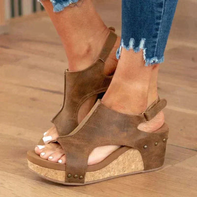 Women’s Wedge Sandals with Elegant Design