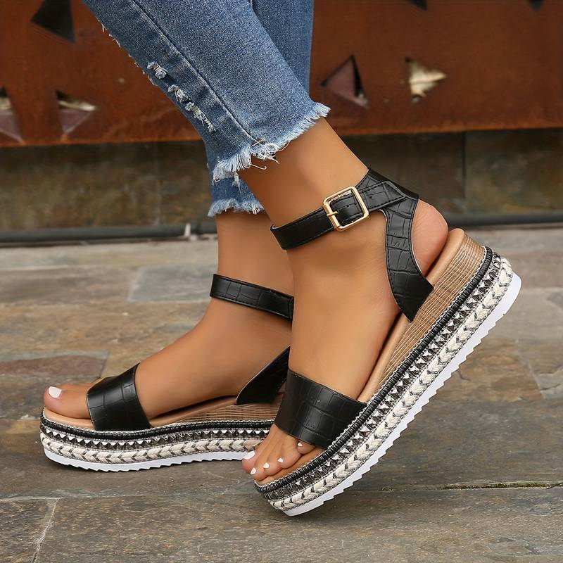 Women's Summer Platform Sandals with Ankle Strap and Textured Sole